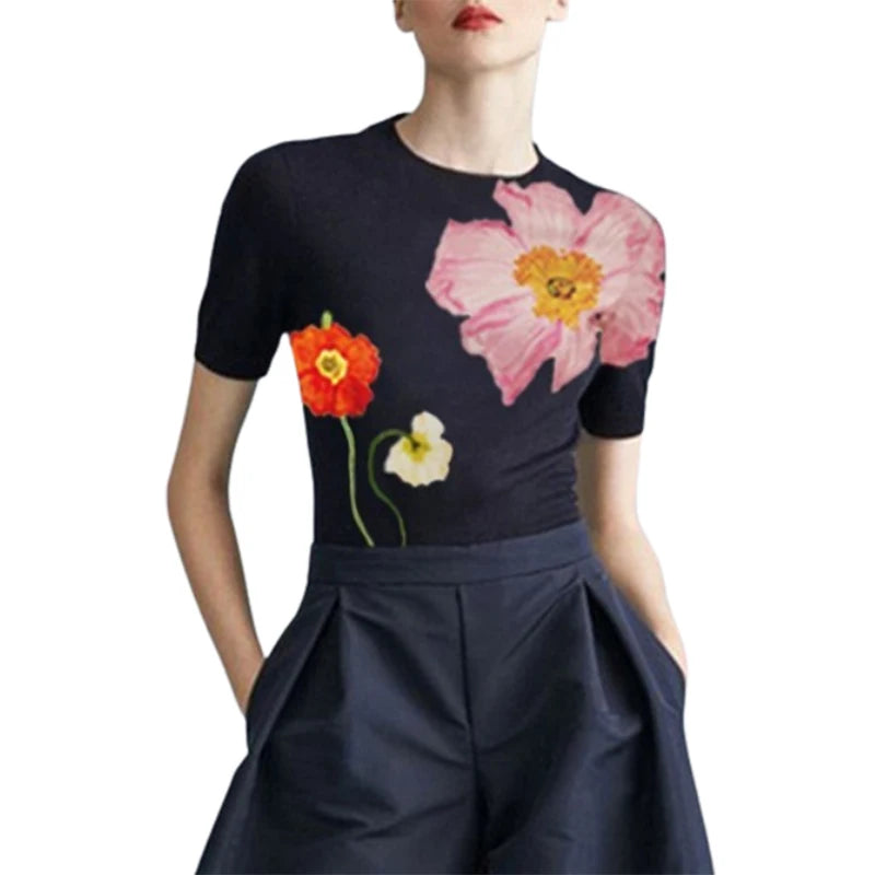 Yeezzi 2025 New Women's Fashion Elegant Floral Printed T-Shirts Summer Short Sleeves Round-Neck Skinny Urban Casual Korean Tops