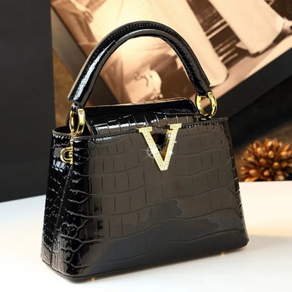2025 New Crocodile Pattern Leather Women Handbags Luxury Fashion Small Shoulder Messenger Bag Portable Crossbody Shell...