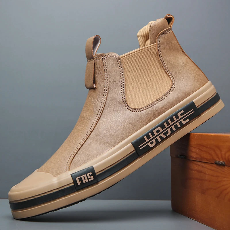 New Men's Leather Boots Korean Trend Comfortable Men Shoes British Fashion Mens High Top Sneakers New Moccasins Men 22811