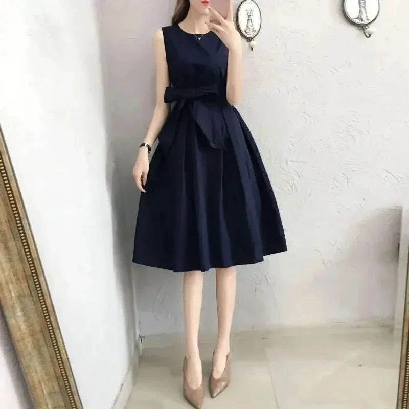 French Vintage Design Unique Summer New Hepburn Style Goddess Elegant Sleeveless Dress Fairy System Women's Dress China Origin
