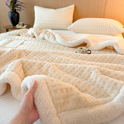 Autumn Winter Thick Warm Fleece Blanket Double Layer Artificial Lambswool Throws Blankets for Sofa or Bed Queen Double Comforter