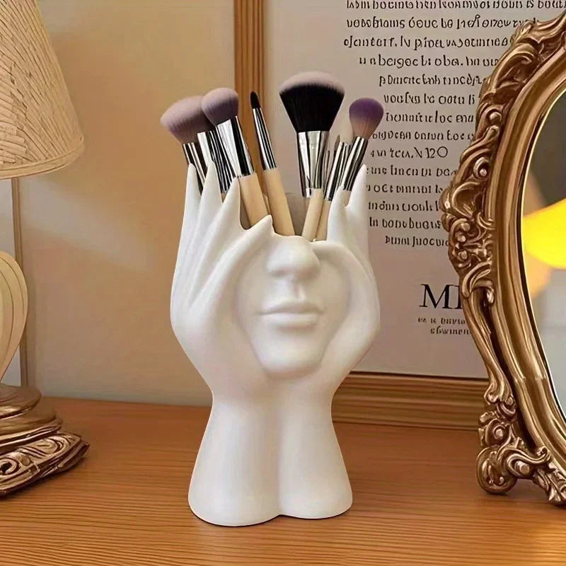Creative Human Body Art Styling Office Supplies Desktop Multifunctional Storage Pen Holder Makeup Brush Holder Decoration