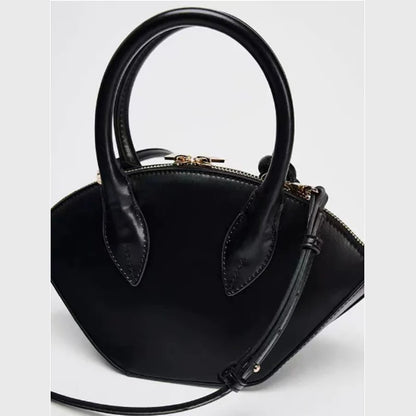 Luxury Designer Shoulder Bag Large Capacity Fashion Women Handbag New Trapezoid Trendy Crossbody Bag Fan-Shaped Bucket Bag - Kimlud