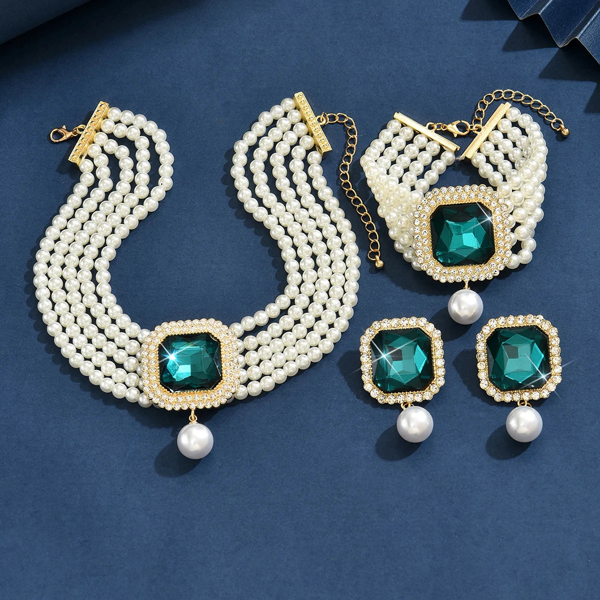 Women's Fashion Light Luxury Short Style Imitation Pearl Rhinestone Necklace Earrings Bracelet Jewelry Set Party Festival Gift