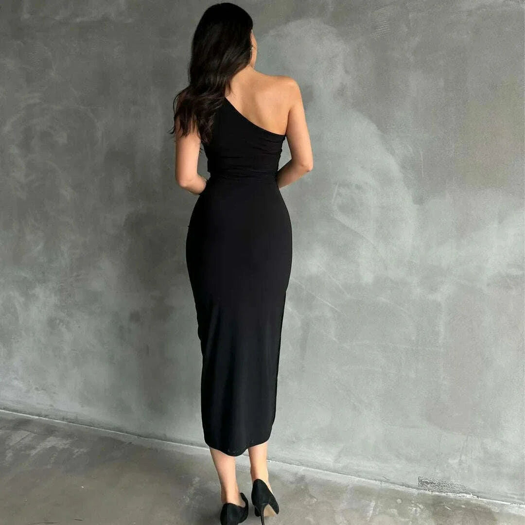 2025 summer new slanted shoulder solid color slit sexy temperament slim fit dress for women wholesale women club clothing