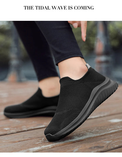 Men Shoes Sneakers Breathable Mesh Slip on Running Shoes Outdoor Non-Slip Couple Jogging Training Hiking Sports Shoes