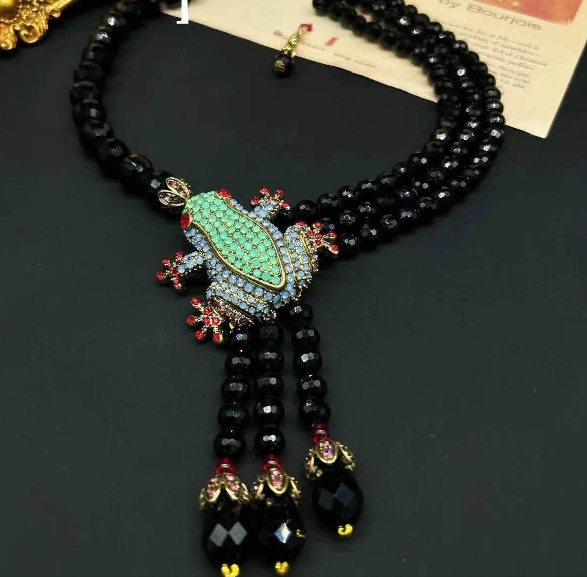 European And American Style Retro Elegant Tassel Inlaid Zircon Frog Shaped Necklace Earring Set Fashionable Women'S Jewelry