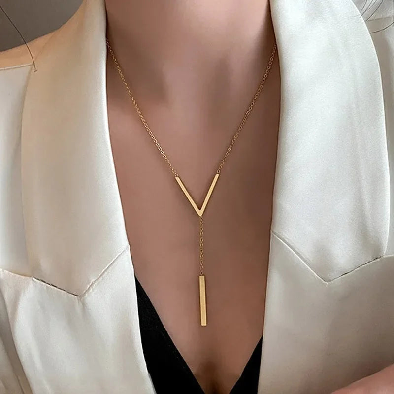 V-shaped Necklace Long Sexy Clavicle Neck Chain for Women Gold Pendant Tassels Girls Fashion Charms Wedding Party Jewelry Gifts