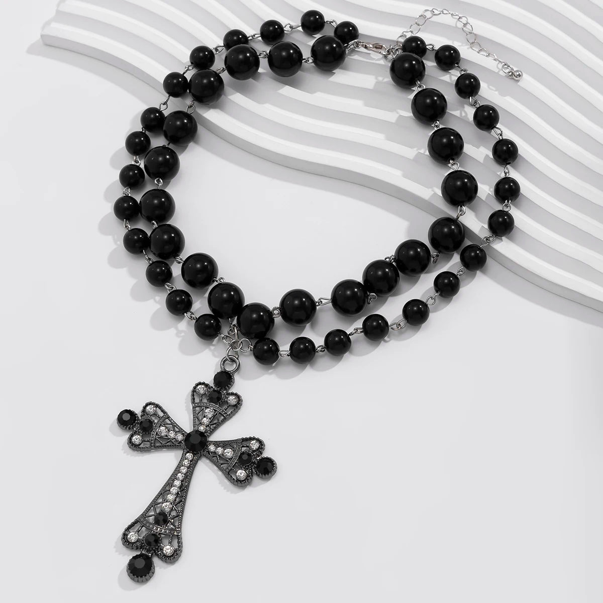 IngeSight.Z Trendy Goth Large Cross Pendant Necklace Elegant Charming Imitation Pearl Woman Choker Y2K Neck Jewelry Accessories