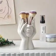 Creative Human Body Art Styling Office Supplies Desktop Multifunctional Storage Pen Holder Makeup Brush Holder Decoration