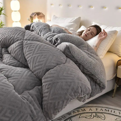 Autumn Winter Fleece Quilt Fluffy Warm Coral Flannel Casual Comforter Core for Bedroom Sofa Bed Soft Thickness Throw Blankets