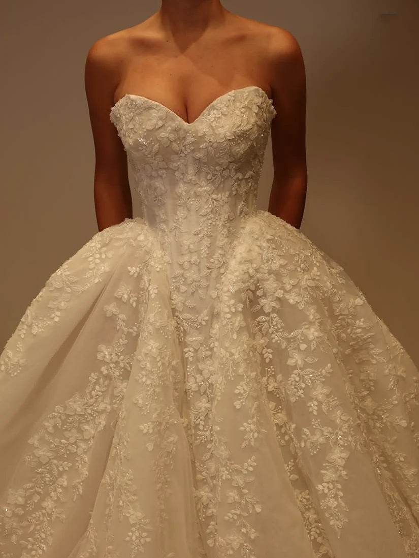 Arabic Applique Wedding Dresses Florals Gorgeous Bridal Gowns Beading Custom Made Bridal Dress Lace Up Back Pleated Draped - Kimlud