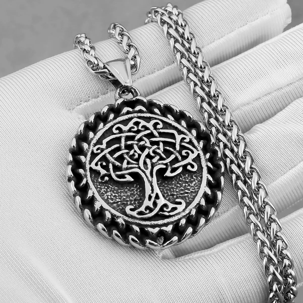 Nordic Viking Tree of Life Necklace Stainless Steel Men Celtic Knot Odin Amulet Pendant Necklace Hip Hop Biker Jewelry Wholesale