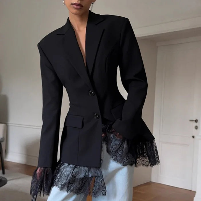 2025 Autumn and Winter New Fashion Black Small Suit Solid Jacket Design Sense Lace Splicing Commuting Long Sleeved Top Coat