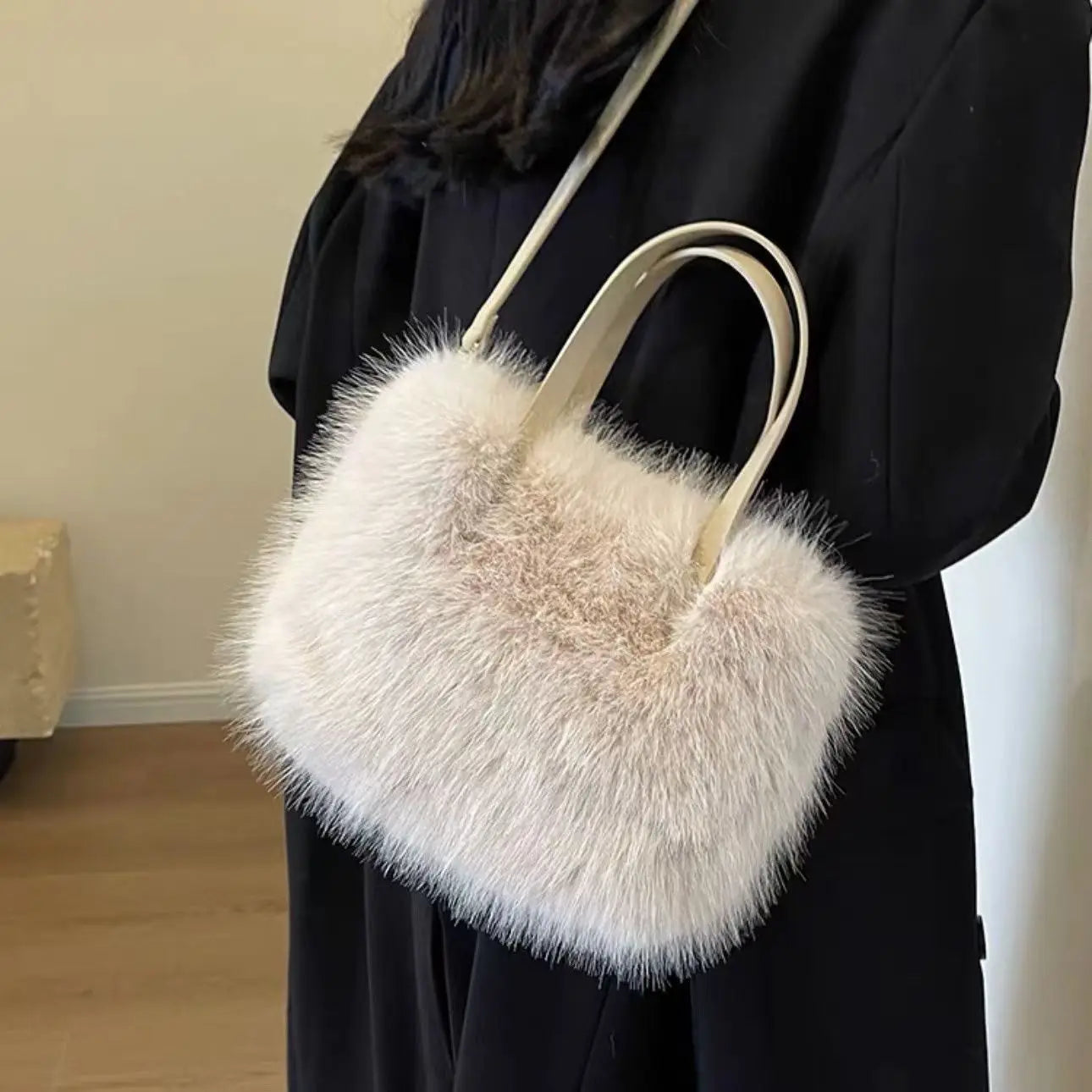 Fairy Handbag Pearl Chain Plush Small Square Bag For Women Fashion Elegant Shoulder Crossbody Bag Autumn Winter Versatile Totes