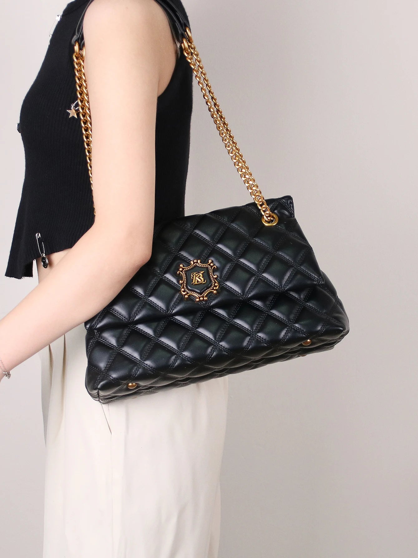 2025 fashion new luxury handbag Joker temperament diamond shoulder bag high sense chain large capacity elegant commuter...