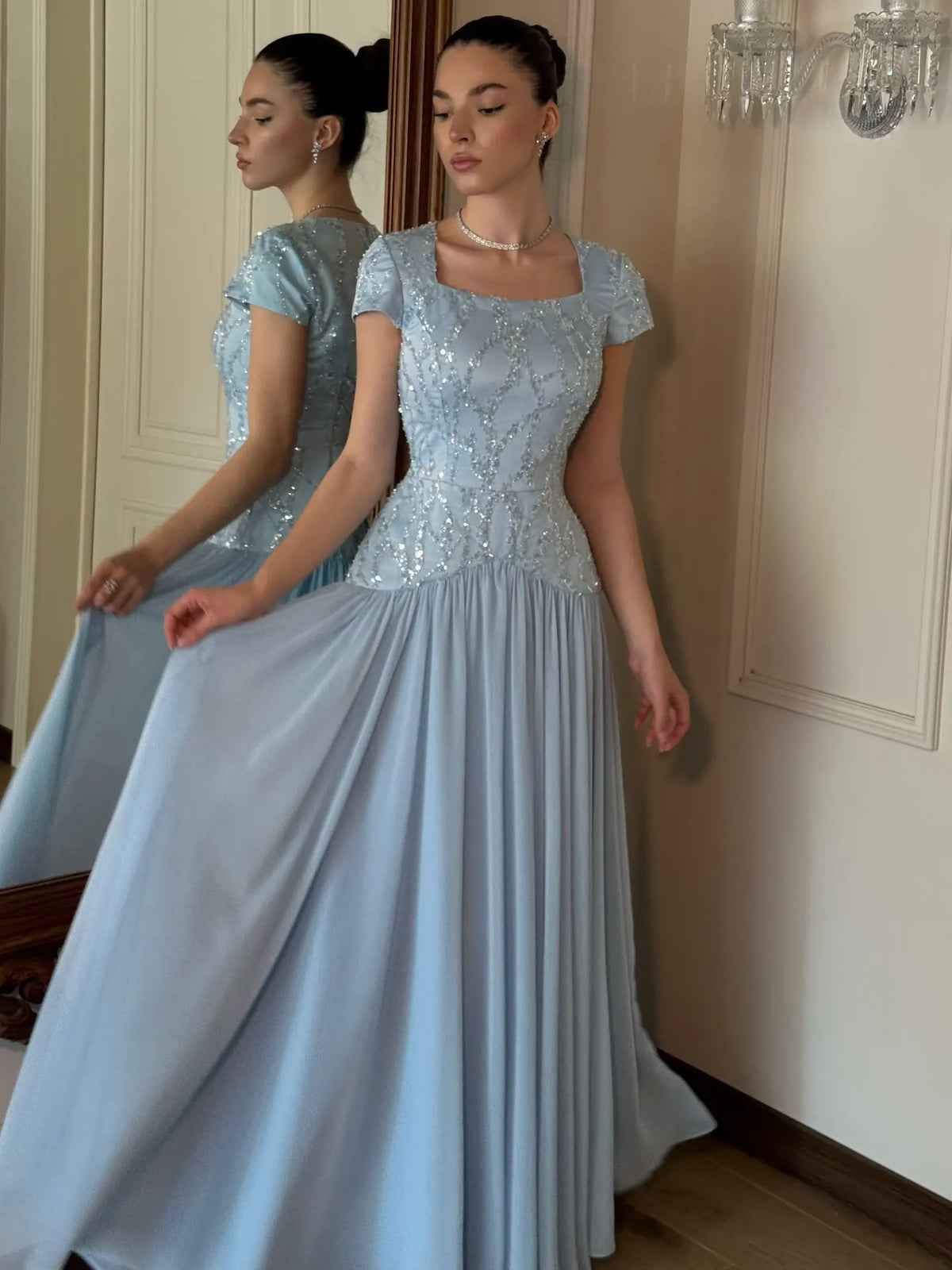 Elegant Square Neck Evening Dress Short Sleeve Sequin Embellished Top Pleated Chiffon Floor Length Wedding Guest Maxi Gown
