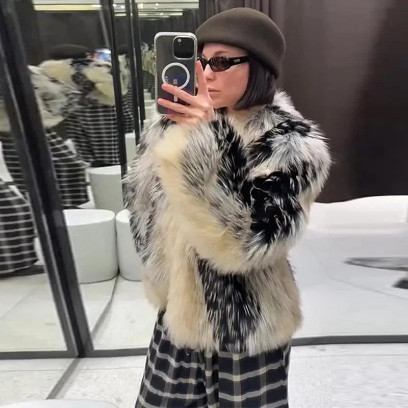 Stylish Contrast Faux Fur Women Coat Elegant O-neck Single Breasted Full Sleeve Female Coats 2025 Winter Chic Lady Jacket