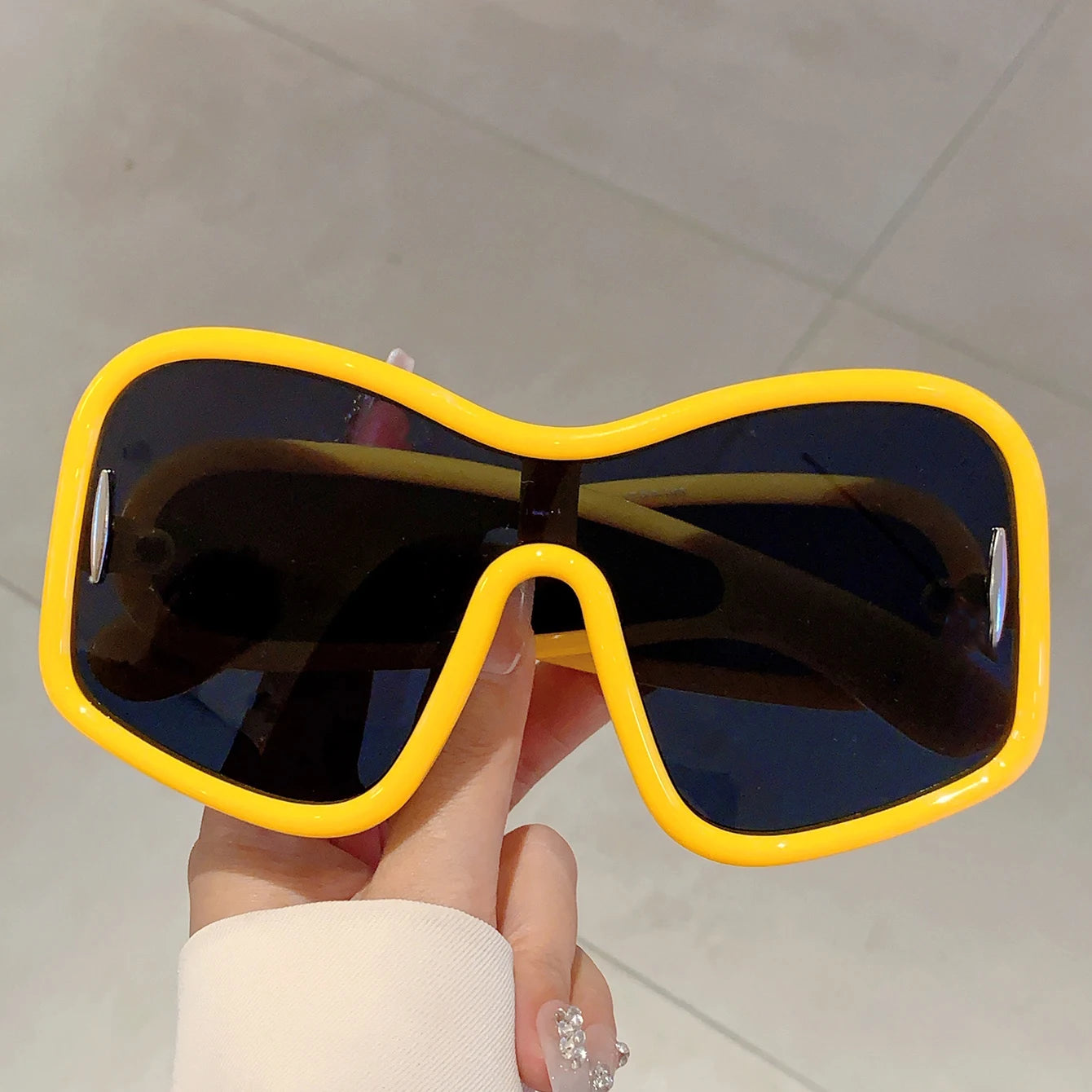 KAMMPT Trendy Square Designer Women's Shades Oversize Green Decoration Sunglasses Ins Brand Lady Sun Glasses for Driving Hiking - Kimlud