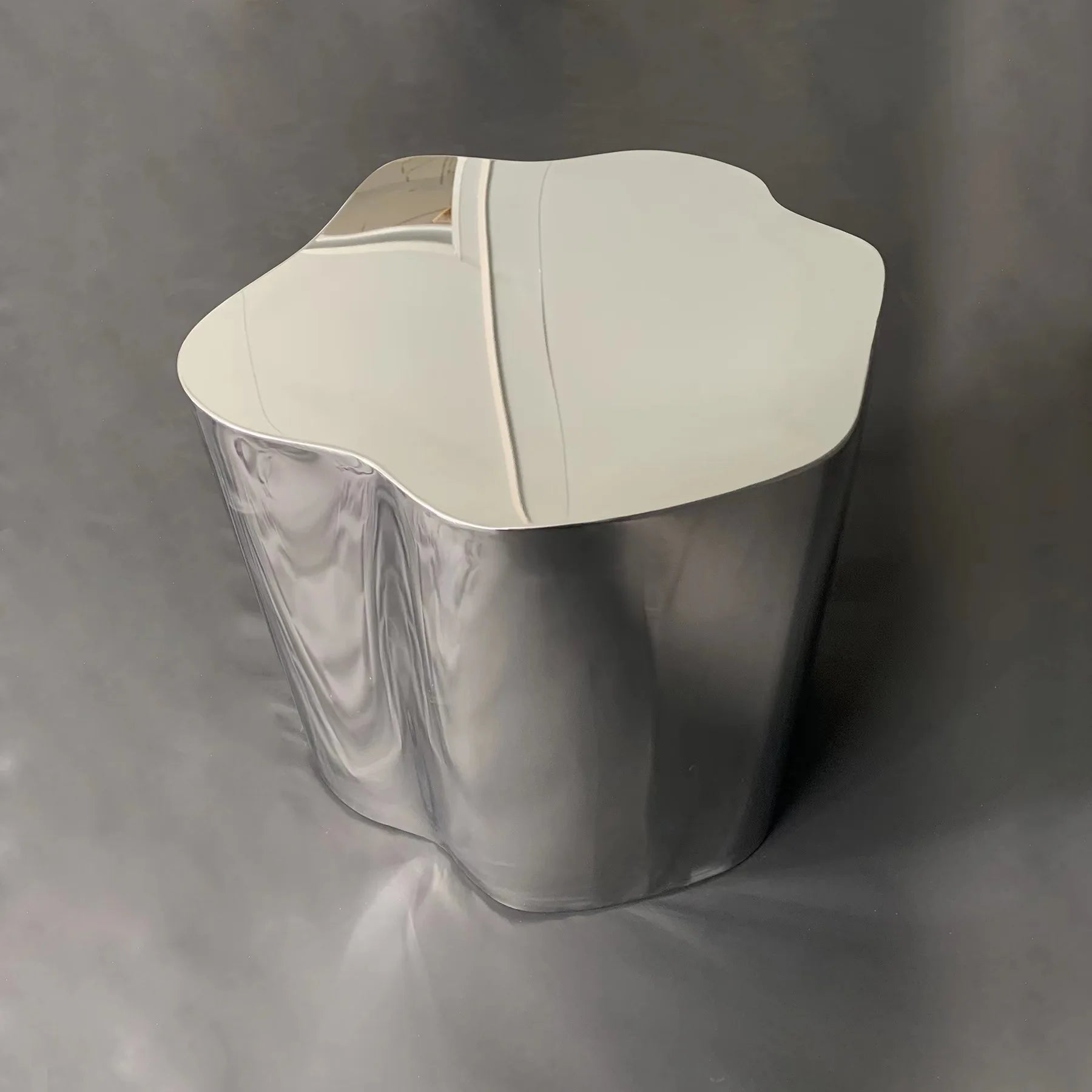 Metal Industrial Coffee Table Aesthetic Unique Minimalist Designer Side Table Modern Luxury Mesa Auxiliar Postmodern Furniture - Kimlud