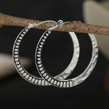 Women's Vintage Distressed Hoop Earrings Hammer Embossed Design Bohemian Style Earrings Suitable For Daily Vacation Casual Wear