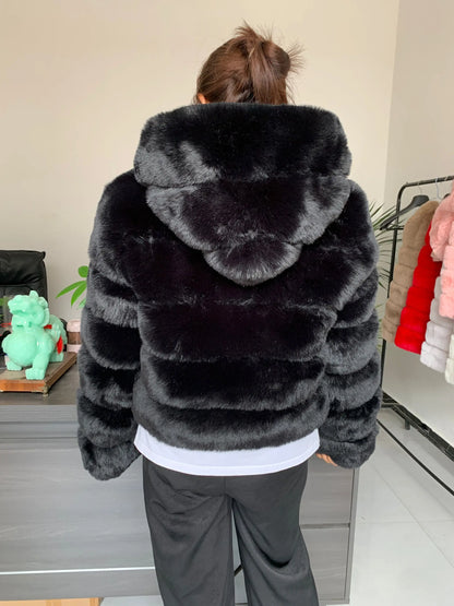 Women's faux fur coat hooded hot selling winter fashion warm hooded fur coat imitation fox faux fur good quality