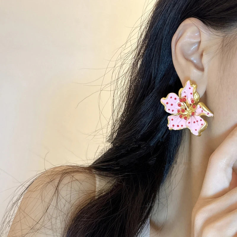 HUANZHI Enamel Pink Flower Stud Earring Irregular Petal Vintage Drip Oil Elegant Sweet Jewerly Gift for Women Girls