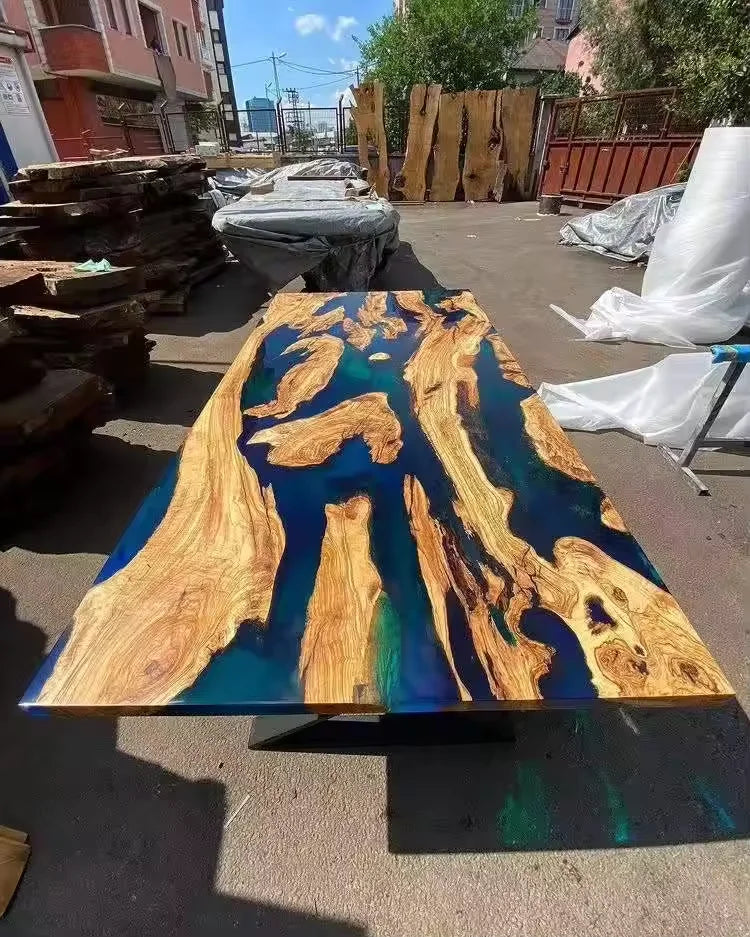 Wholesale Low Price Solid Walnut Coffee Kitchen Restaurant River Epoxy Dining Table