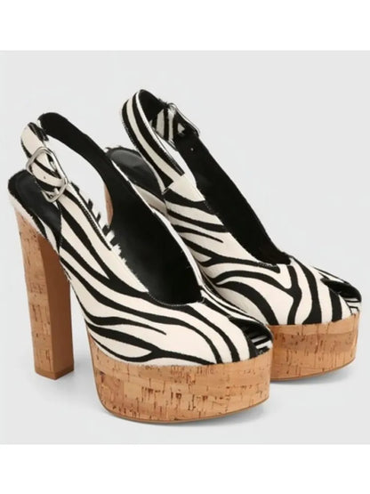2026Women's Summer Thick Soled High-heeled Sandals, Fashionable Transparent Plus Size Women's 34-44 Plus Size Sandals