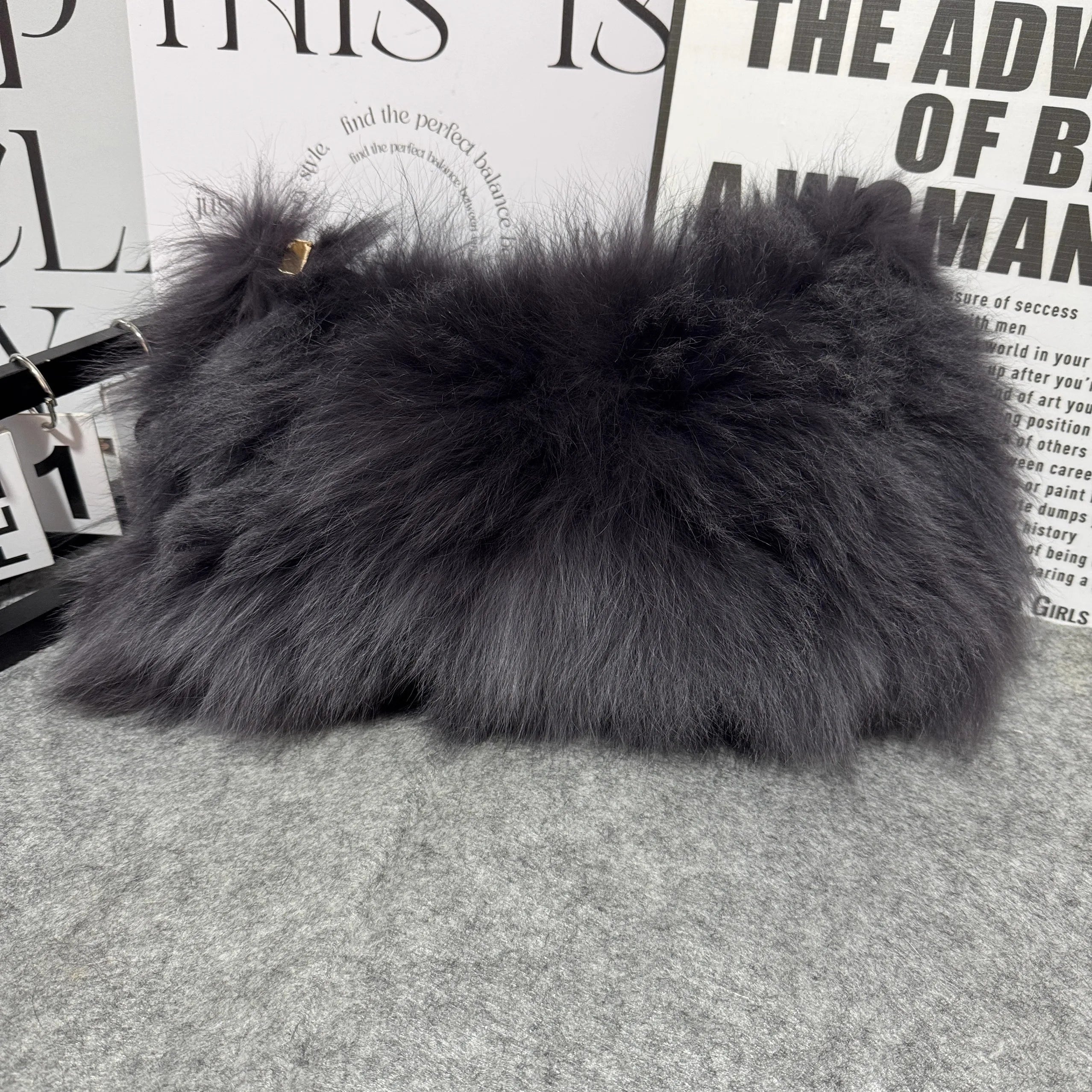 Winter Fox Fur Bag Women's  Bag Fashion  Handbag Ladies Bags Purses Women Shoulder Bag Real Silver Fox Fur Messenger Bags