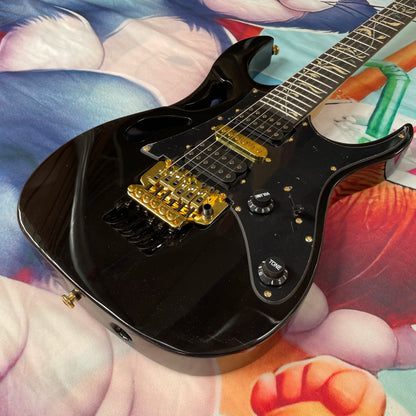 Classic Black Electric Guitar, Rosewood Fingerboard with Abalone Shell Pattern, Double Tremolo Vibrato (Hsh) Pickup |...