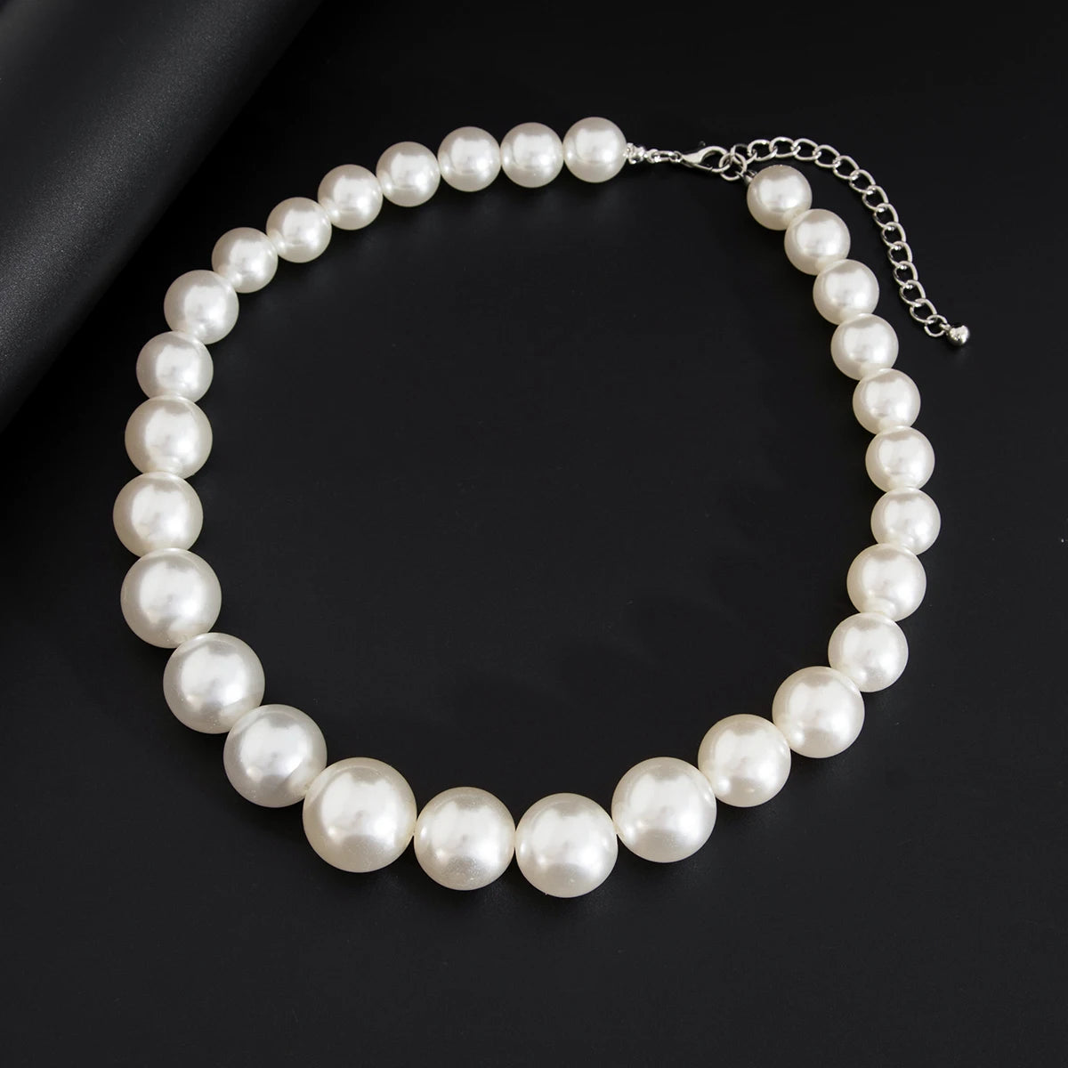 IngeSight.Z Exquisite Vintage Juses Cross Pendant Men Necklace Trend Classic Imitation Pearl Choker Women Punk Party Jewelry