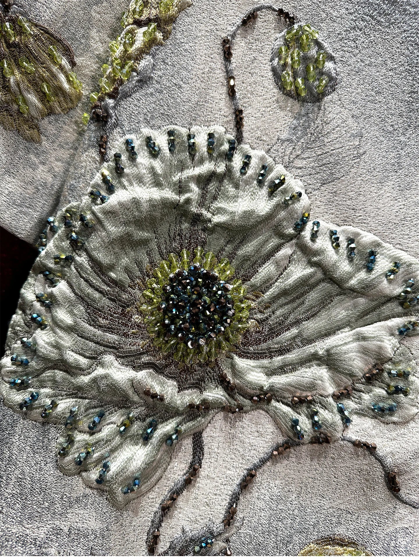 2025 Luxury Girls Vintage Embroidery Jacket Women Floral Beading Long Coat Wide Waisted O-neck Outwear Trench 2/3 Sleeves