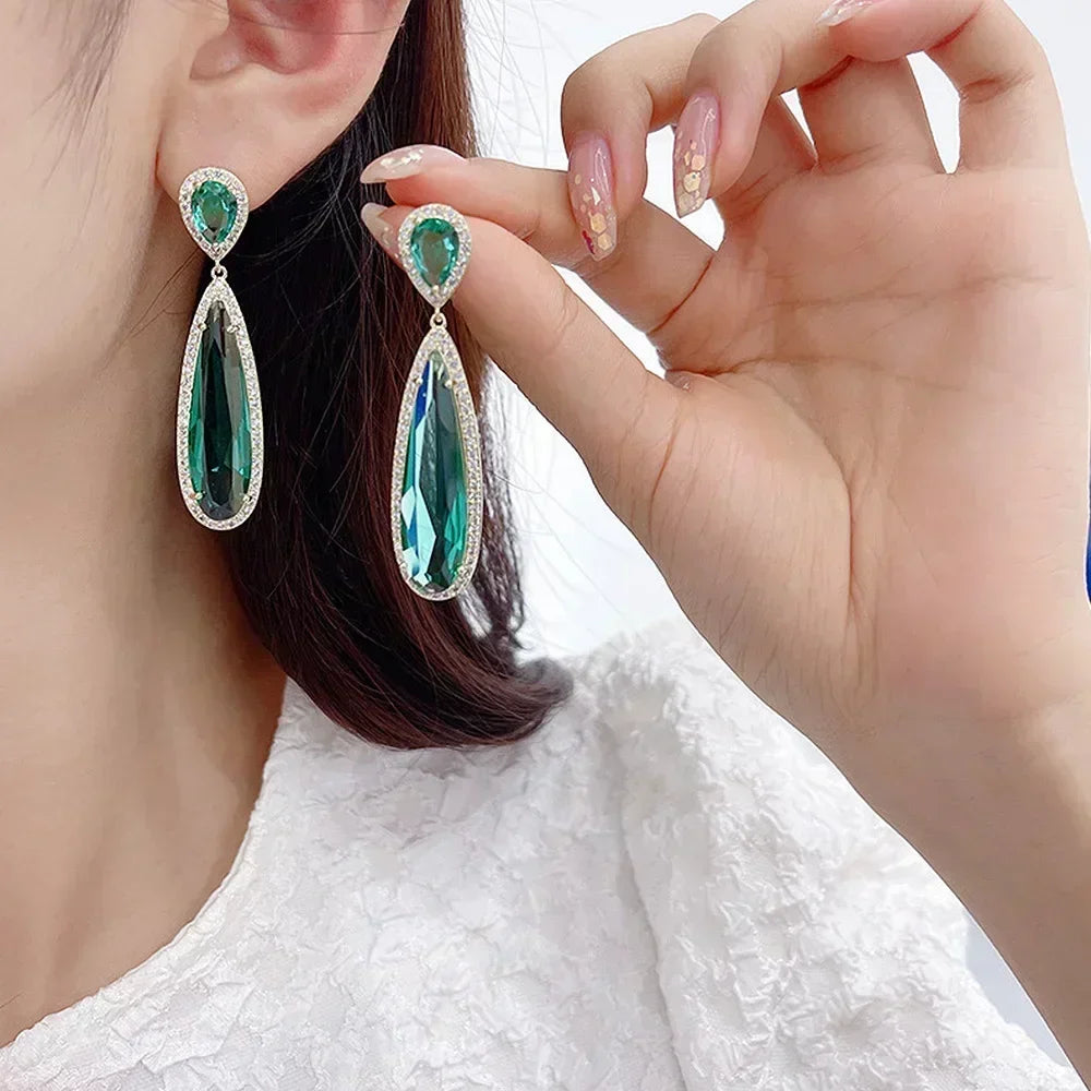 Fashionable Banquet Elegant Emerald Cubic Zirconia Earrings, High-end Inlaid Wedding Style Swaying Jewelry Accessories |...