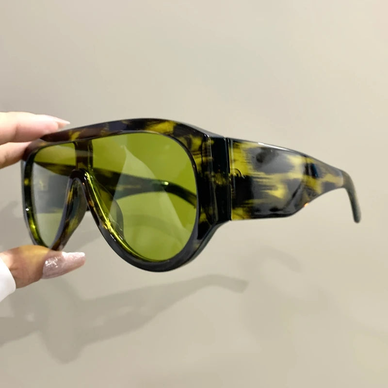 Retro Oversized Pilot Sunglasses Women Fashion Luxury Big Frame One Piece Gradient Green Sunglasses Round Classic Thick Shades - Kimlud