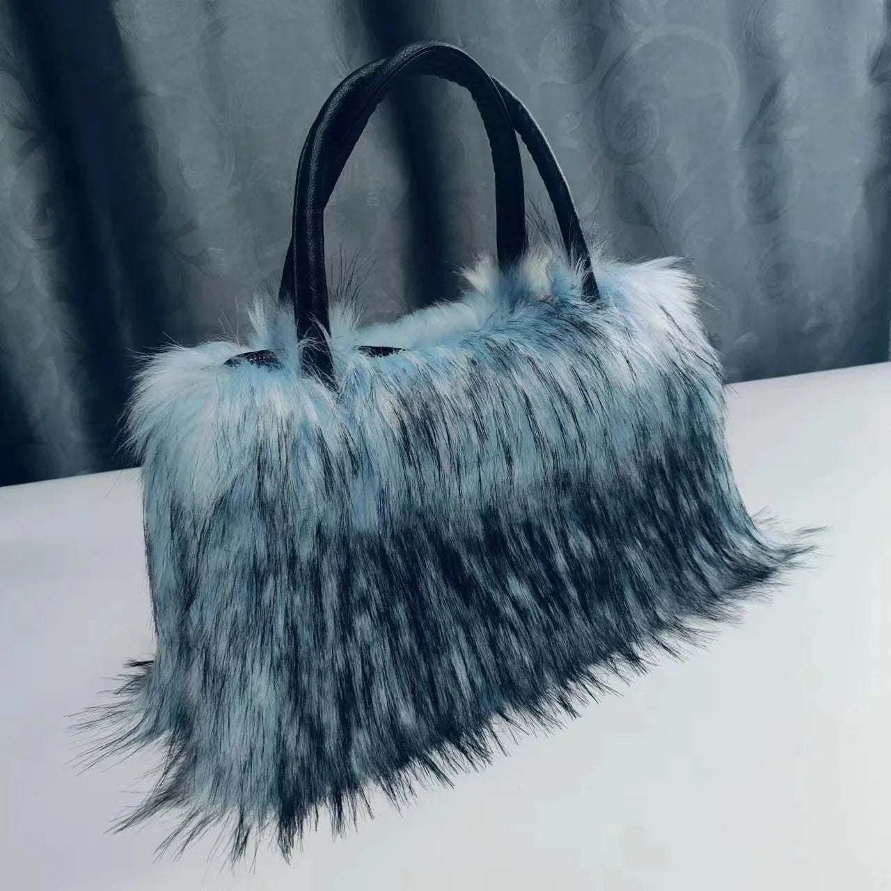 New Winter Plush Bag Long Fur Handbag Women's Crossbody Bag Fashion Trend Shoulder Bag Purses and Handbags