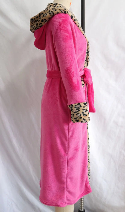 Warm Flannel Bathrobe Gown Women Sexy Leopard Print Robe with Belt Thicken Autumn Winter New Kimono Hooded Nightgown Loungewear