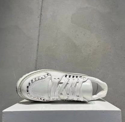 Men's Genuine Leather Casual Shoes White European Metal Rivet Design Board Shoes Thick Soled Trainers Height Increasing Sneakers