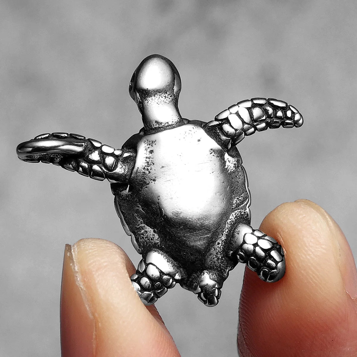 Vintage Tortoise Men Necklaces with Pendant Stainless Steel Punk Jewelry for Women Male Gift Daily Wear Hip Hop Accessories