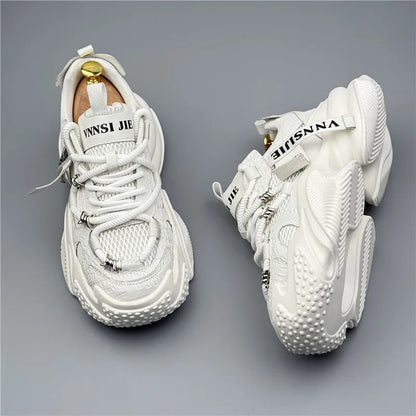 New Fashion Brand Designer Whtie Thick Bottom Casual Board Shoes for Men Flats Loafers Sports Walking Sneakers Zapatos Hombre