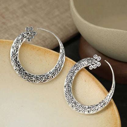 Vintage Ladies' Crescent Hoop Earrings Retro Ethnic Patterned Wide Circle Design Earrings Bohemian Style Jewelry Accessory
