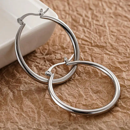 Huitan Fashion Stainless Steel Women Hoop Earrings Circle Wedding Party Luxury Lady Daily Wearable Accessories Chic Jewelry Gift