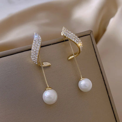 New Classic Elegant Imitation Pearl Dangle Earrings For Women Crystal Long Tassel Exquisite Drop Earring Wedding Jewelry...