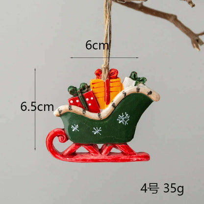 Christmas Decoration Crafts Small Resin Pendant Cute Horse Reindeer Pattern Design Xmas Tree Pendant Christmas Tree Decorations