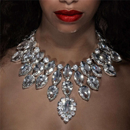 Dazzling Glass Strass Pendant Necklace for Women Big Jewelry Rhinestone Crystal Wedding Stage Accessories