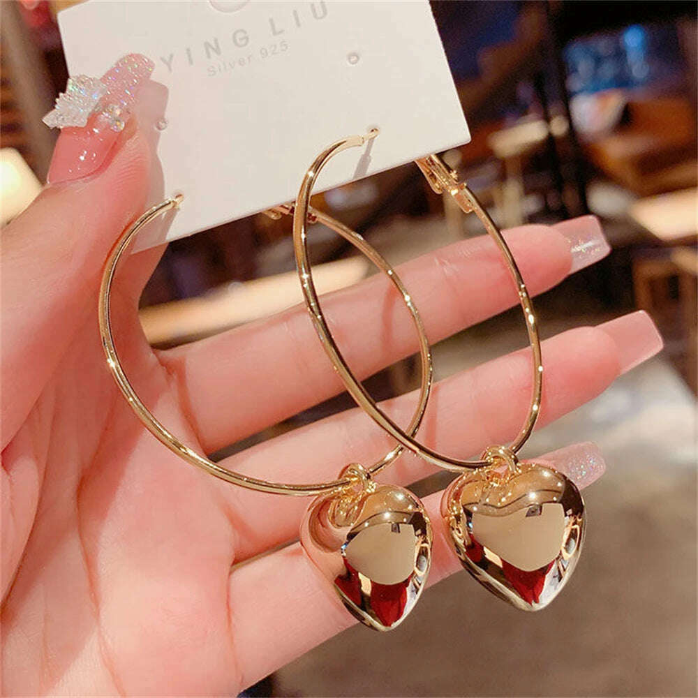 Exaggerated Fashionable Ring Hollow Heart Big Earrings Temperament Women's Jewelry Exquisite Heart-shaped Korean Earrings Gifts