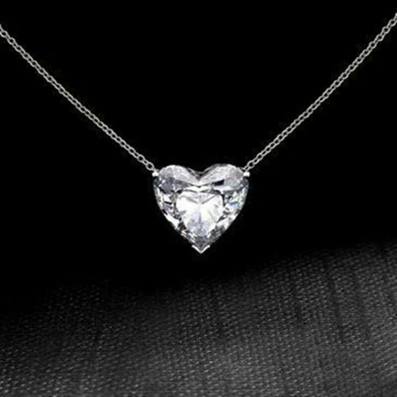 Fashion Love Crystal Zircon Heart Necklace Pendant for Women White Rhinestone Necklaces Jewlery Gift