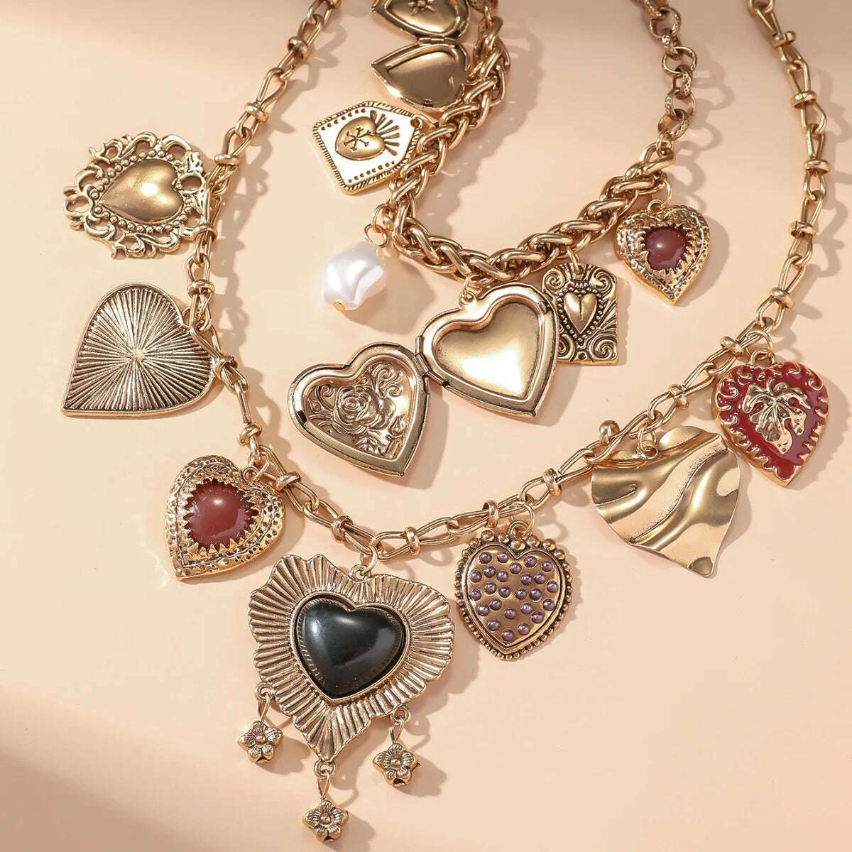 Fashion Punk Metal Heart Pendant Necklaces for Women Vintage Double Layered Choker Chain Necklaces Luxury Party Jewelry Gifts