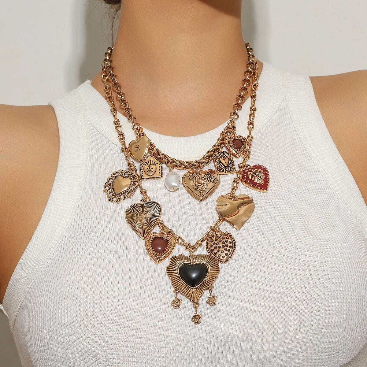 Fashion Punk Metal Heart Pendant Necklaces for Women Vintage Double Layered Choker Chain Necklaces Luxury Party Jewelry Gifts