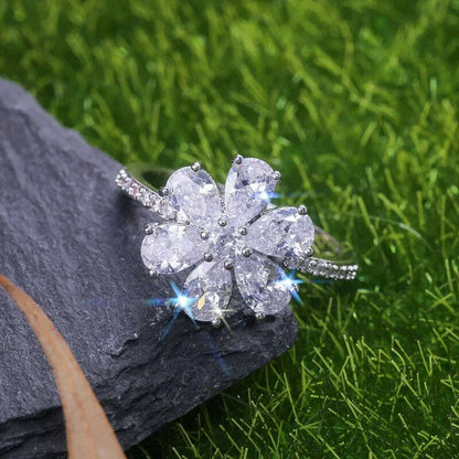 Fashion Square Shape Champagne Big Crystal Designer Hyperbole  Ring for Women Engagement Wedding Stone Rings Whole Sale